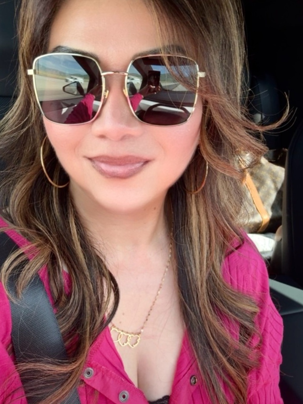 I am a chronic vestiphile 😬 Let’s go shopping together!